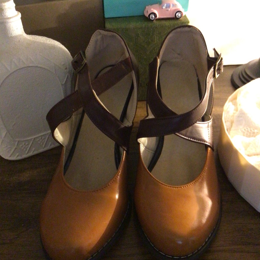 Vintage style chunky heels